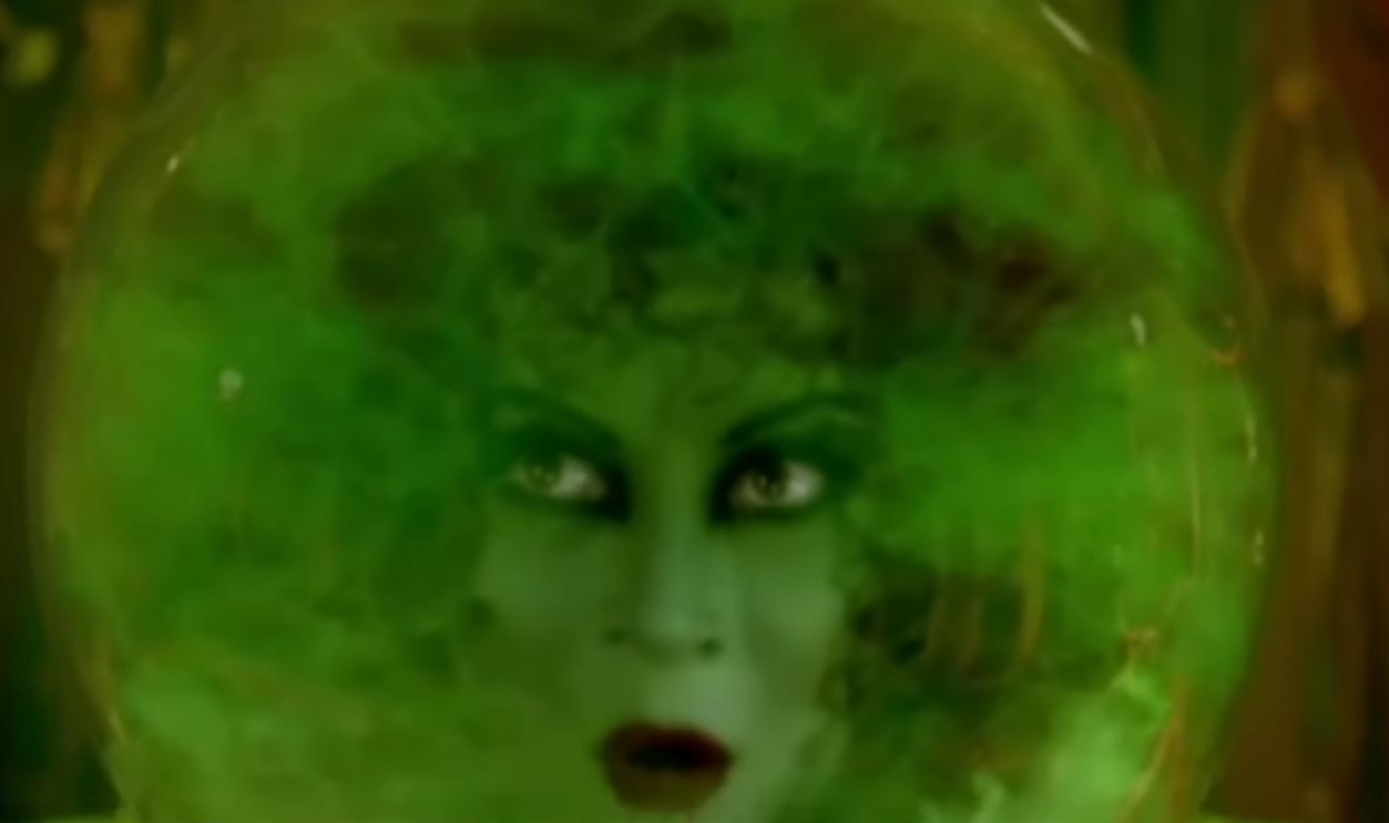 Screenshot from movie The Haunted Mansion (2003)