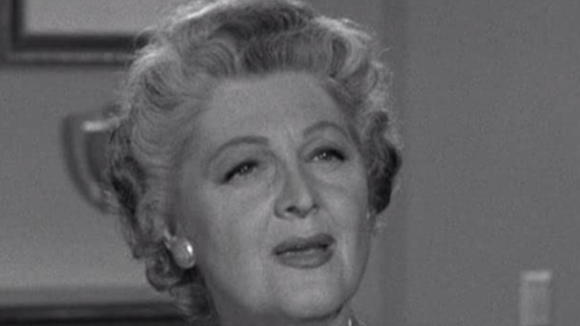 File:Eleanor Audley in The Beverly Hillbillies (Jethro Goes To School) 2.jpg