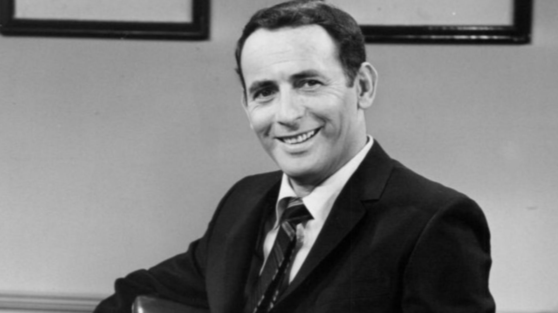 File:Joey Bishop 1962.JPG