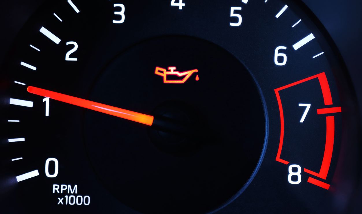 Drive With A Glowing Oil Pressure Or Overheating Warning