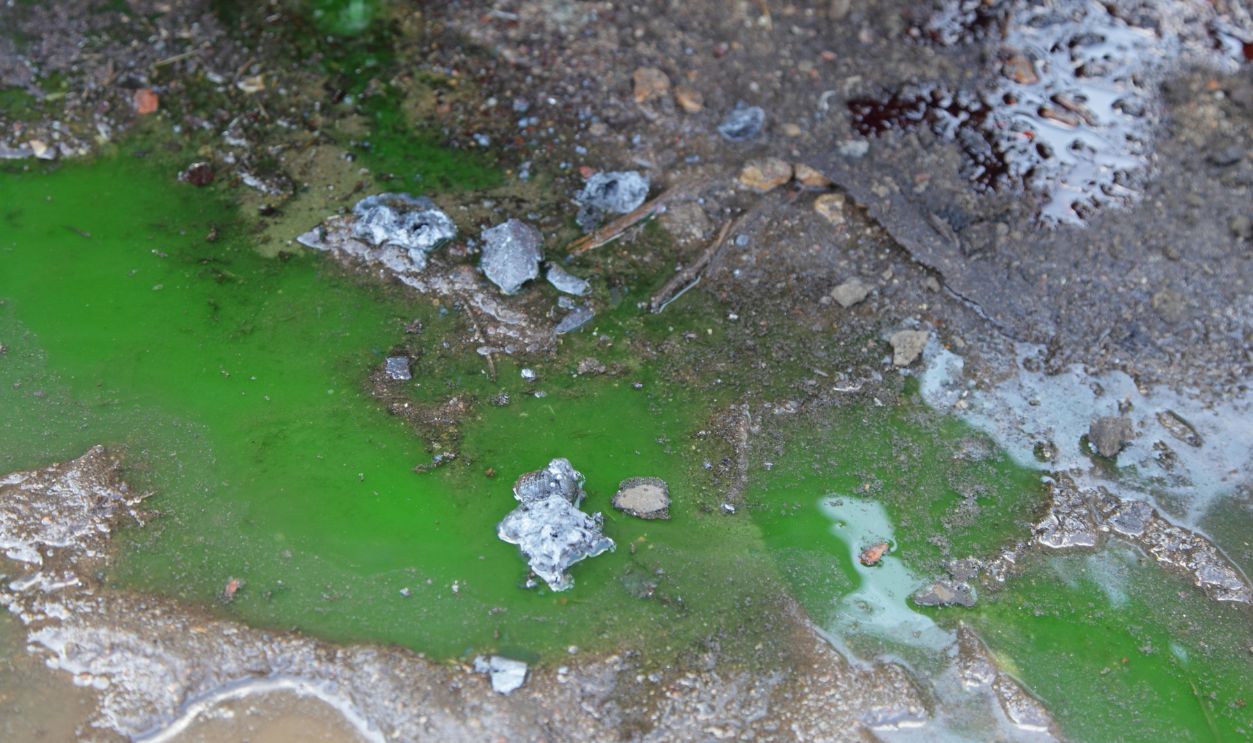 Ignore Small Coolant Leaks And Keep Topping Off