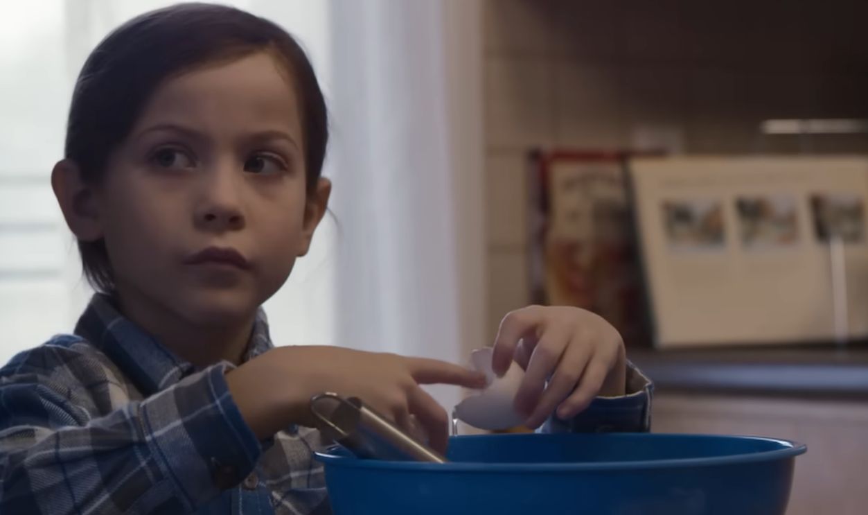 Screenshot from Room (2015)