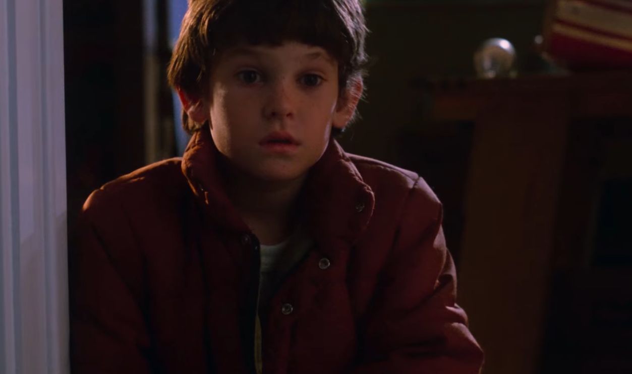  Screenshot from E.T. the Extra-Terrestrial (1982)  