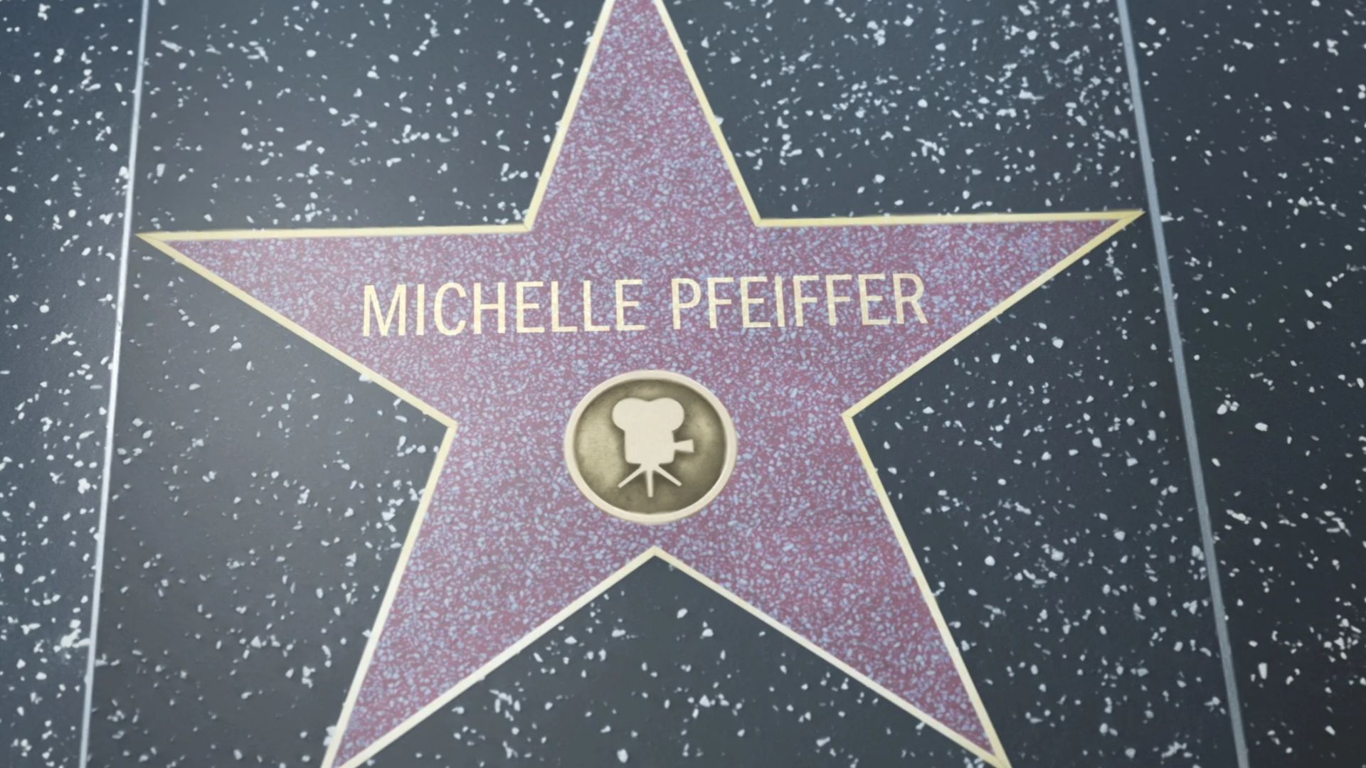 File:Michellepfeifferhollywoodwalkoffamestar.jpg