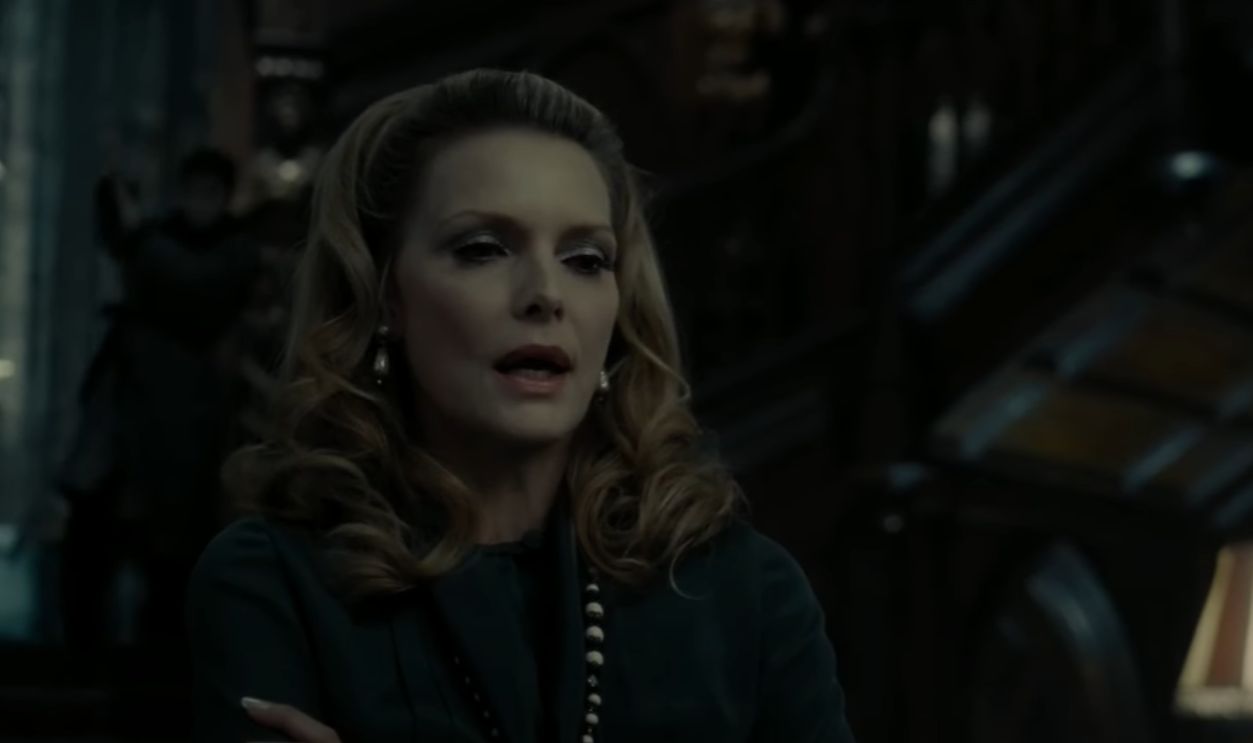Screenshot from Warner Bros., Dark Shadows (2012)