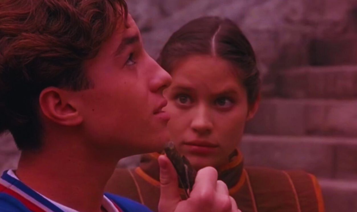 Screenshot from Meet the Deedles (1998)