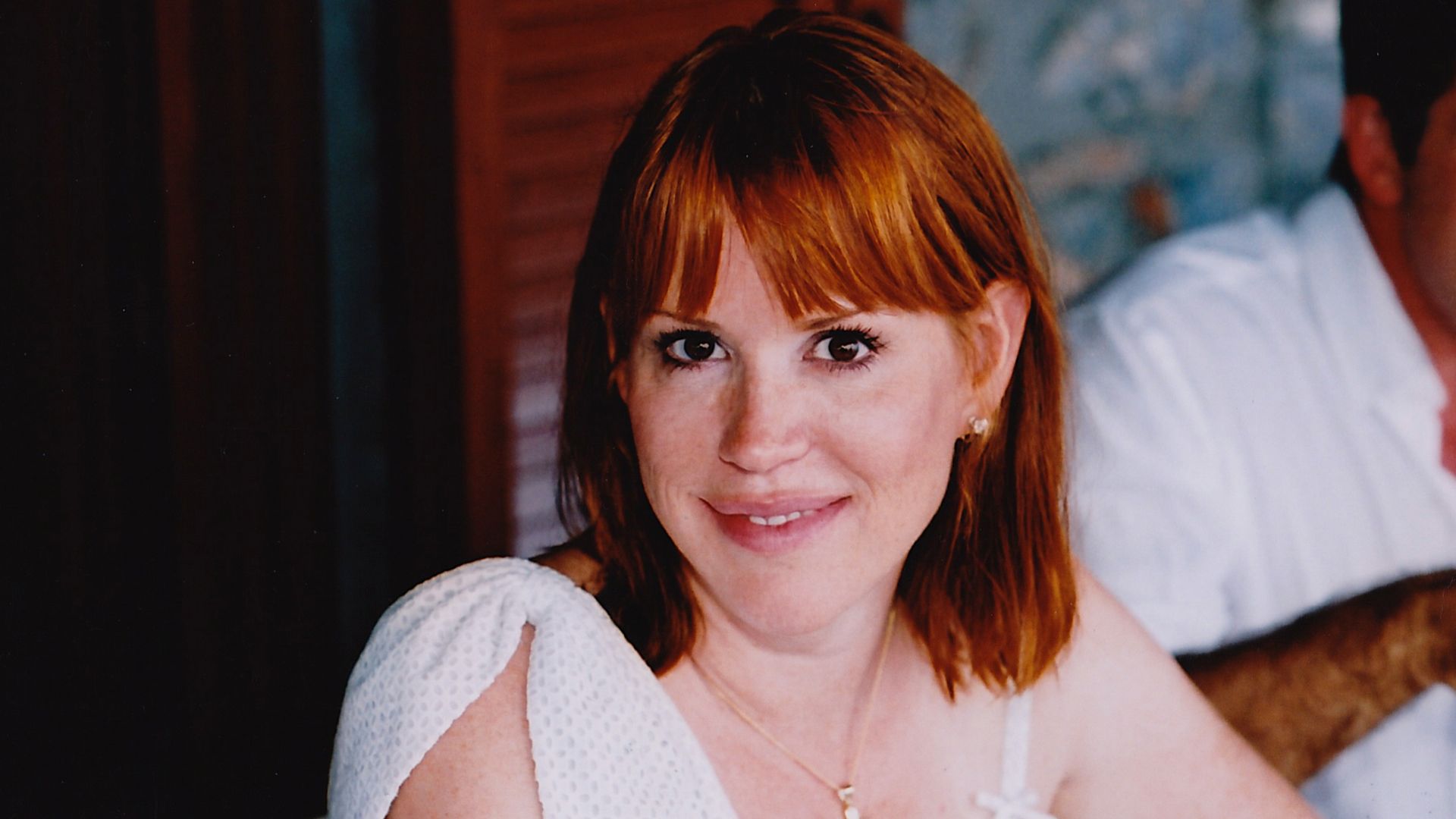 File:Molly Ringwald in Greece.jpg