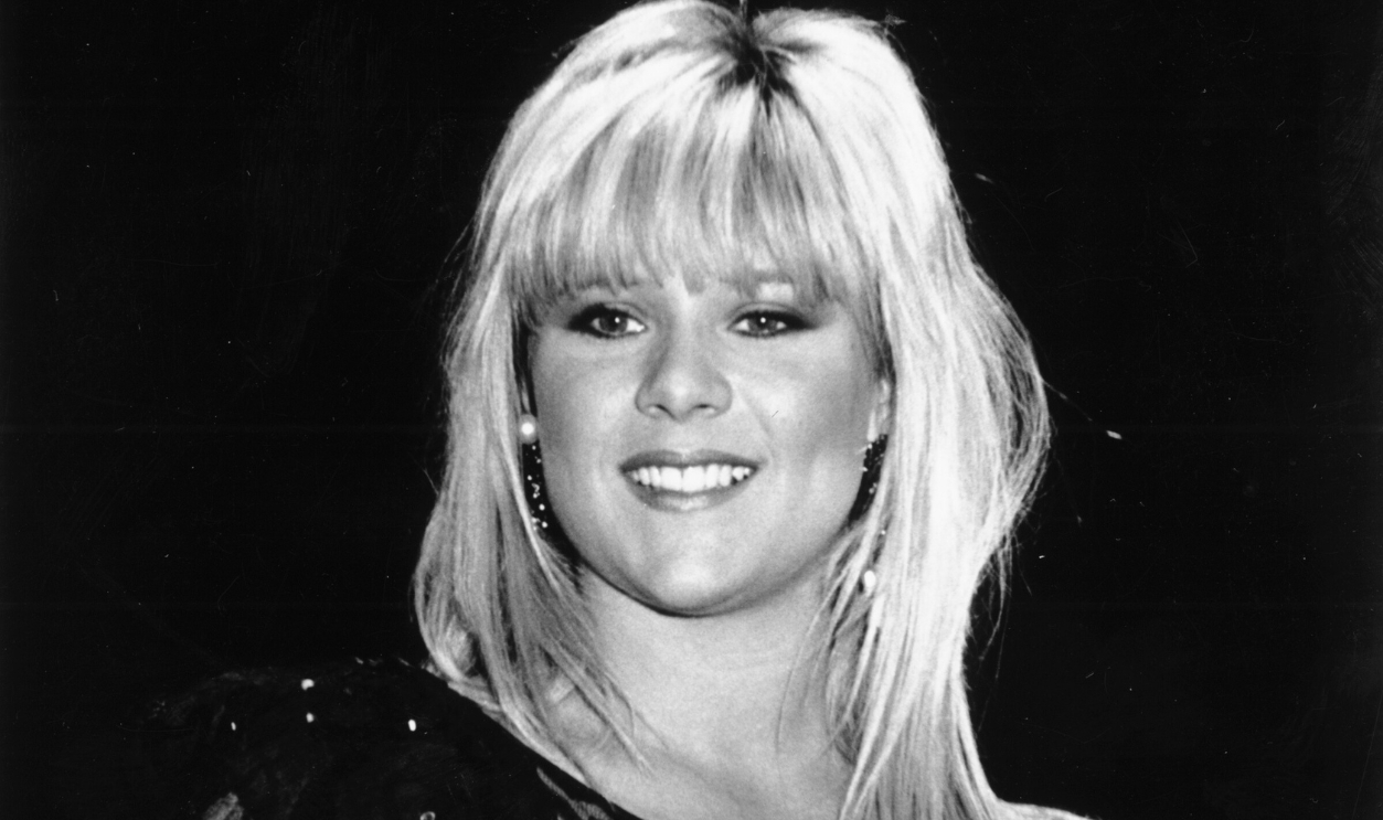 74304561- Samantha Fox