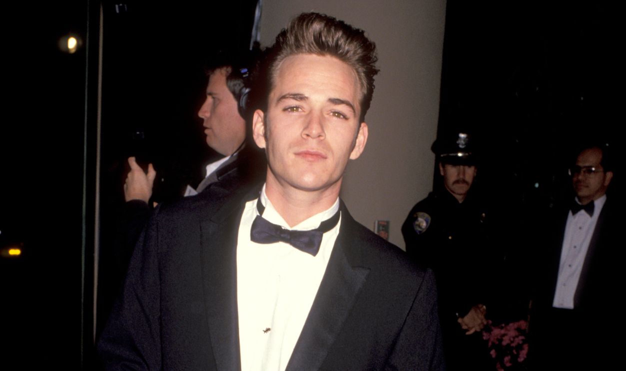 Luke Perry at the 49th Annual Golden Globe Awards, Beverly Hilton Hotel, Beverly Hills.