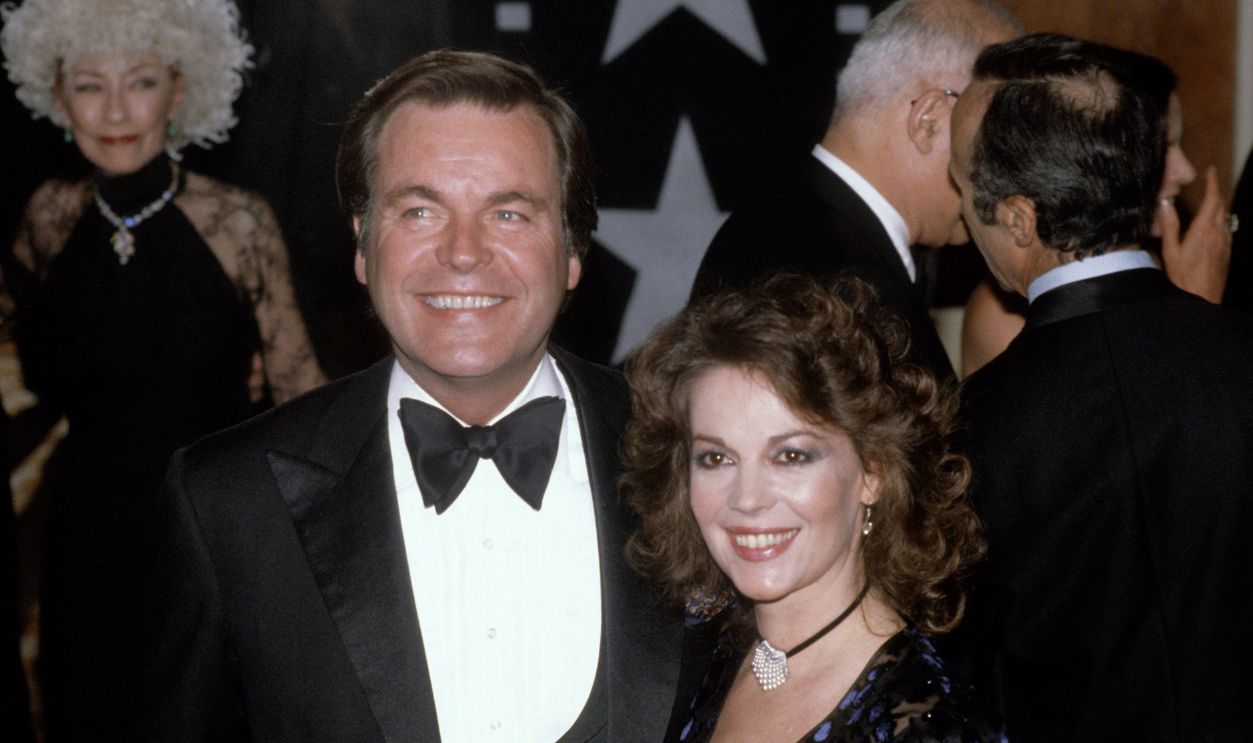 LOS ANGELES, CA - CIRCA 1981: Robert Wagner and Natalie Wood circa 1981 in Los Angeles, California