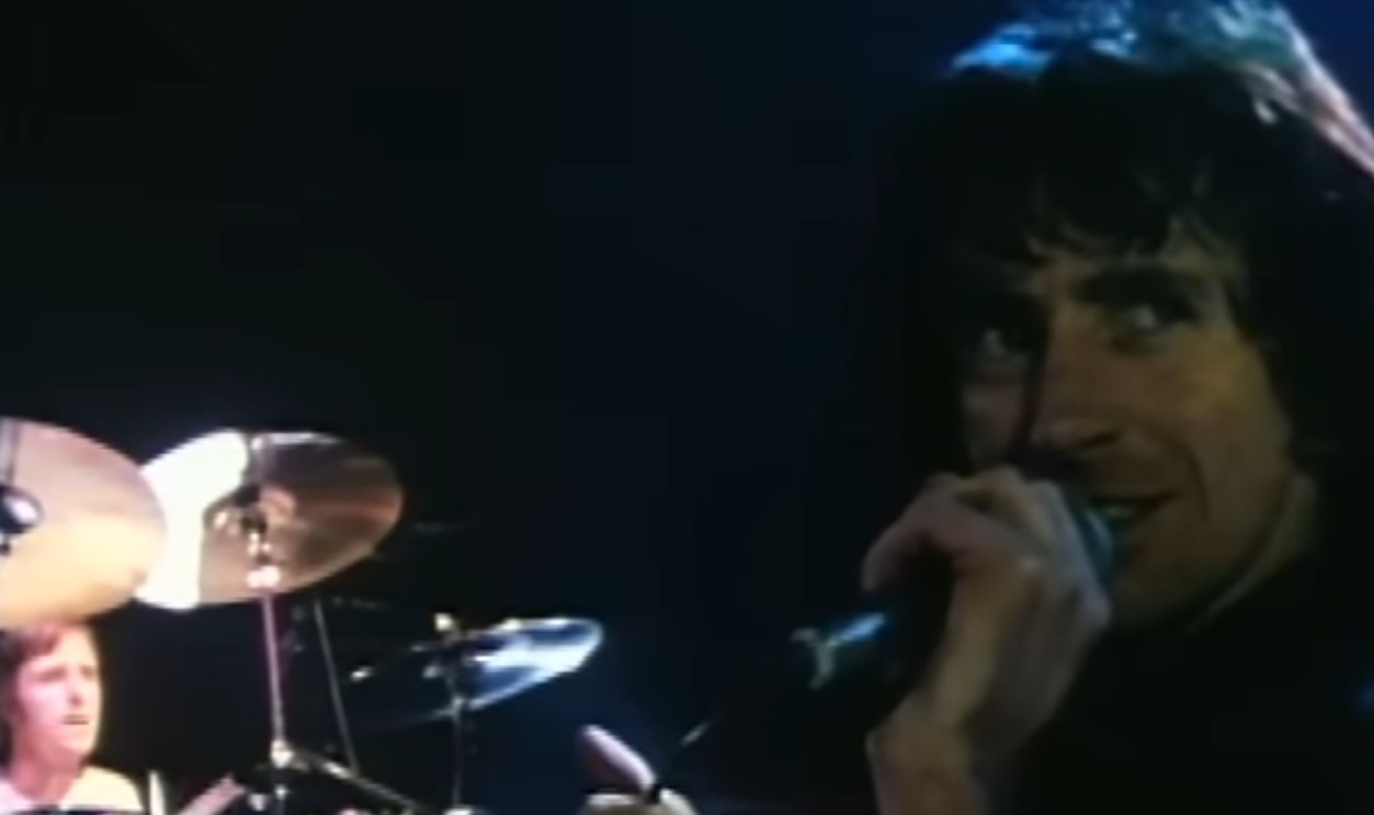 "Highway to Hell" (AC/DC)