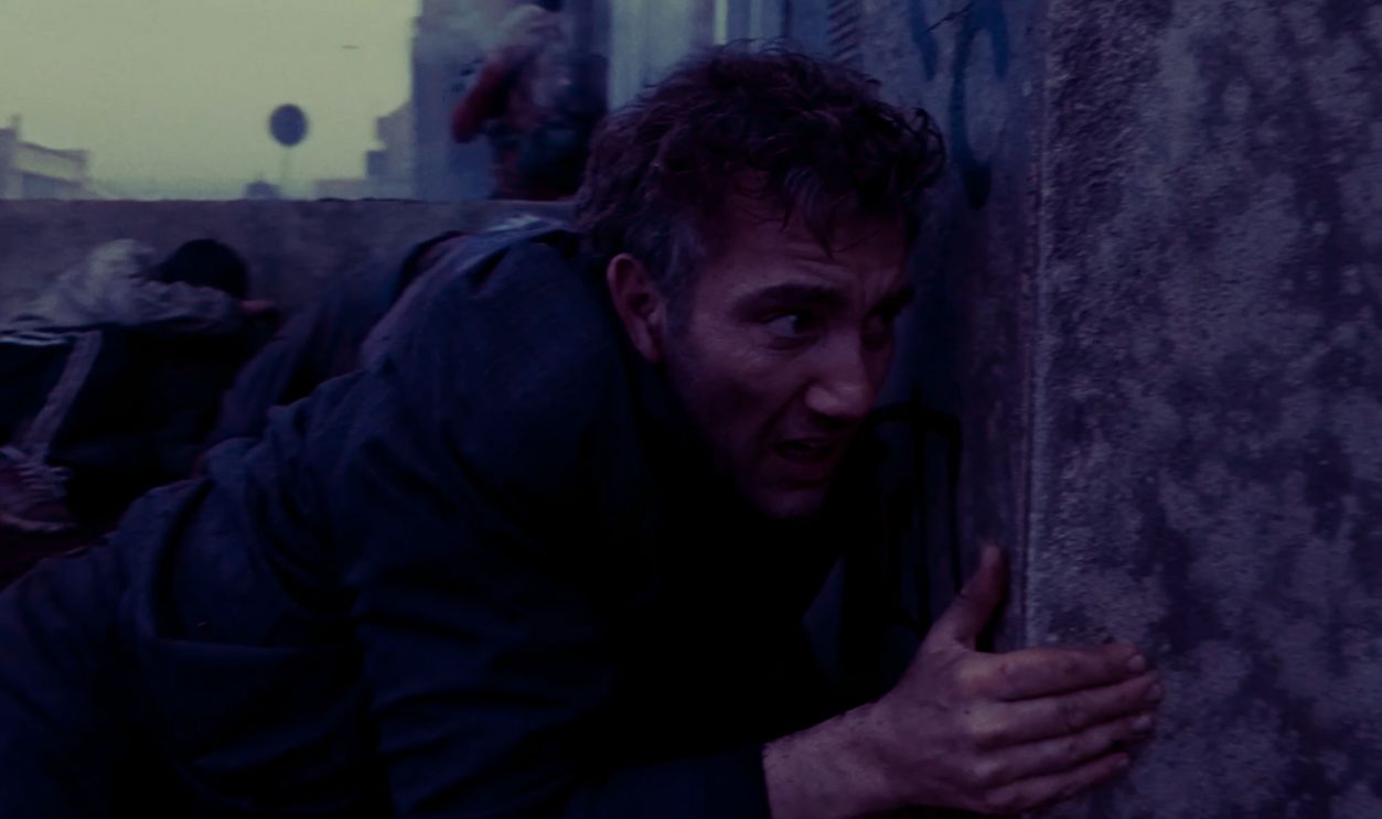 Screenshot from Children of Men (2006)