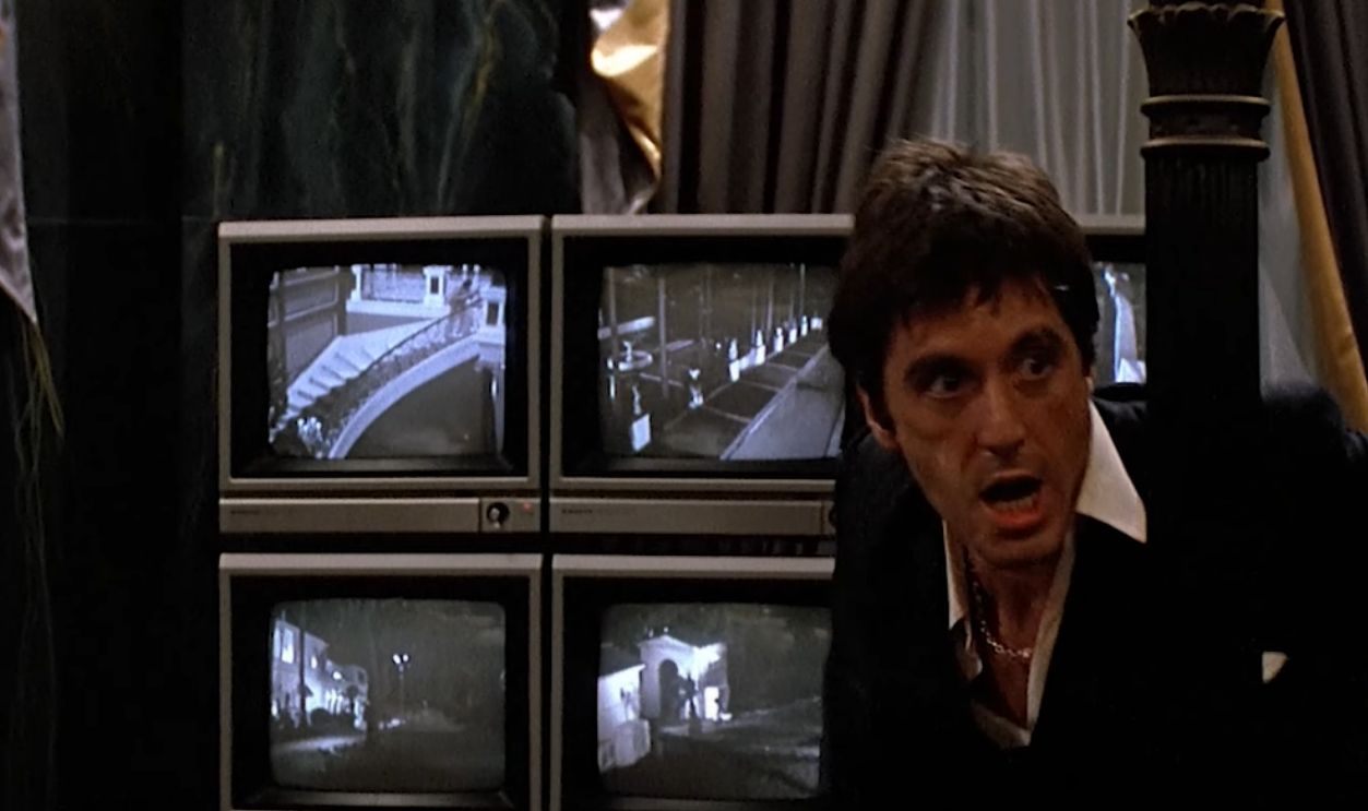 Screenshot from Scarface (1983)