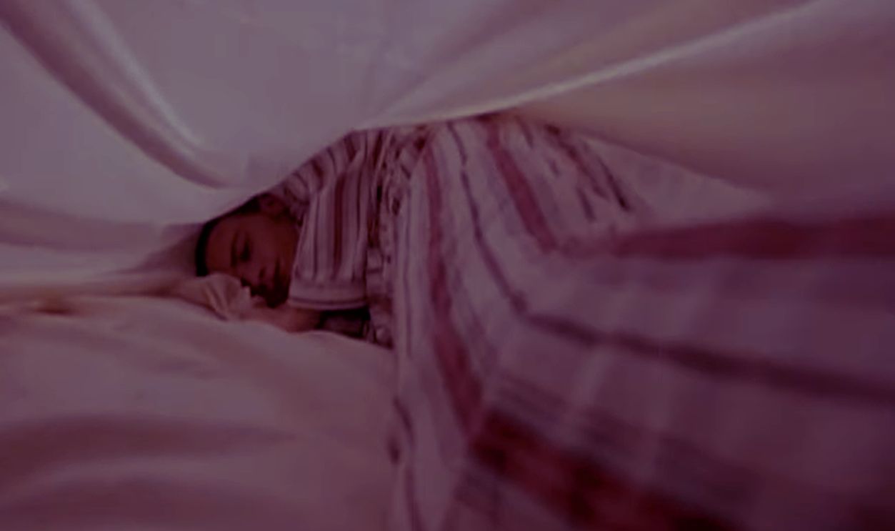 Screenshot from Trainspotting (1996)