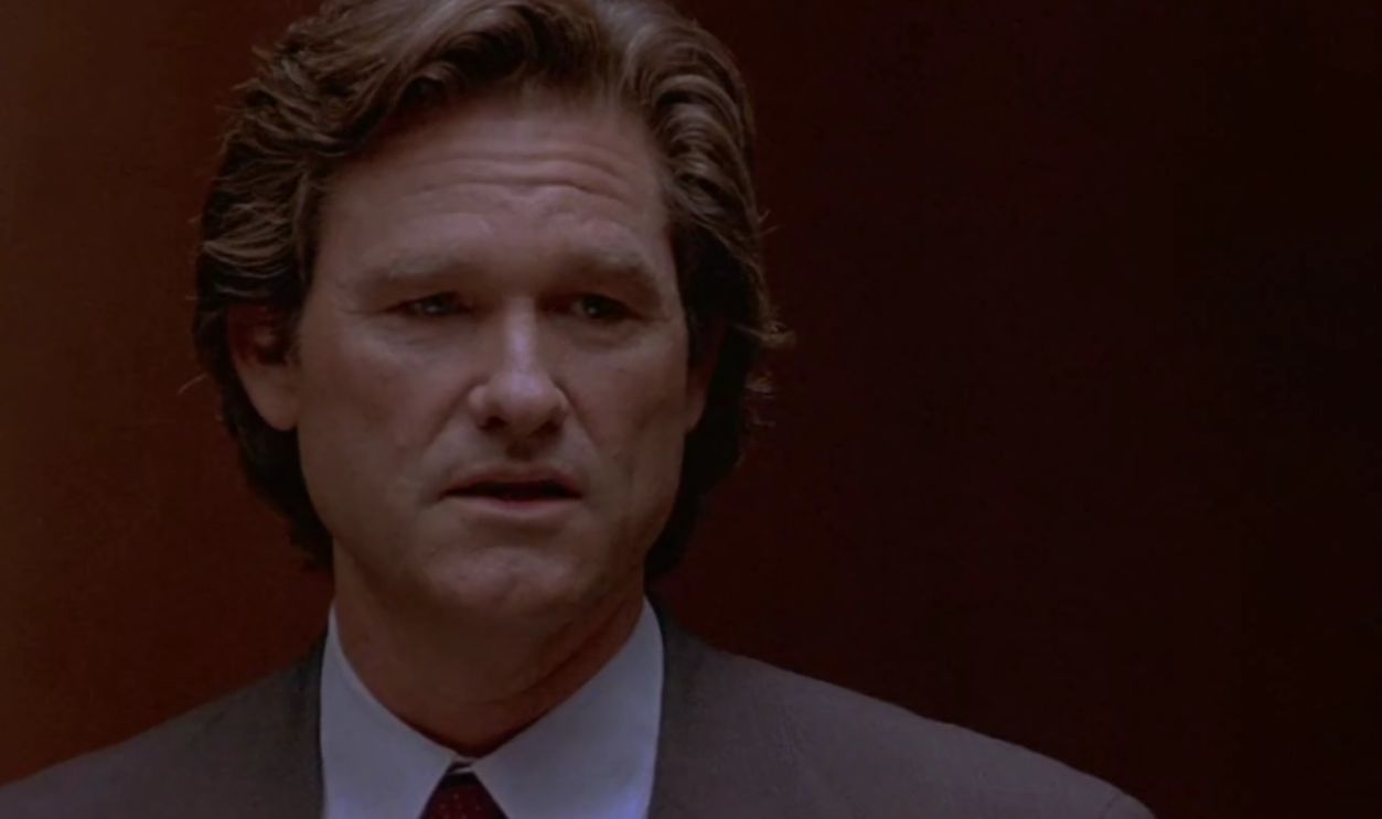 Screenshot from movie Dark Blue, 2002