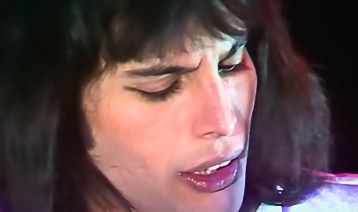 "Bohemian Rhapsody" (Queen)