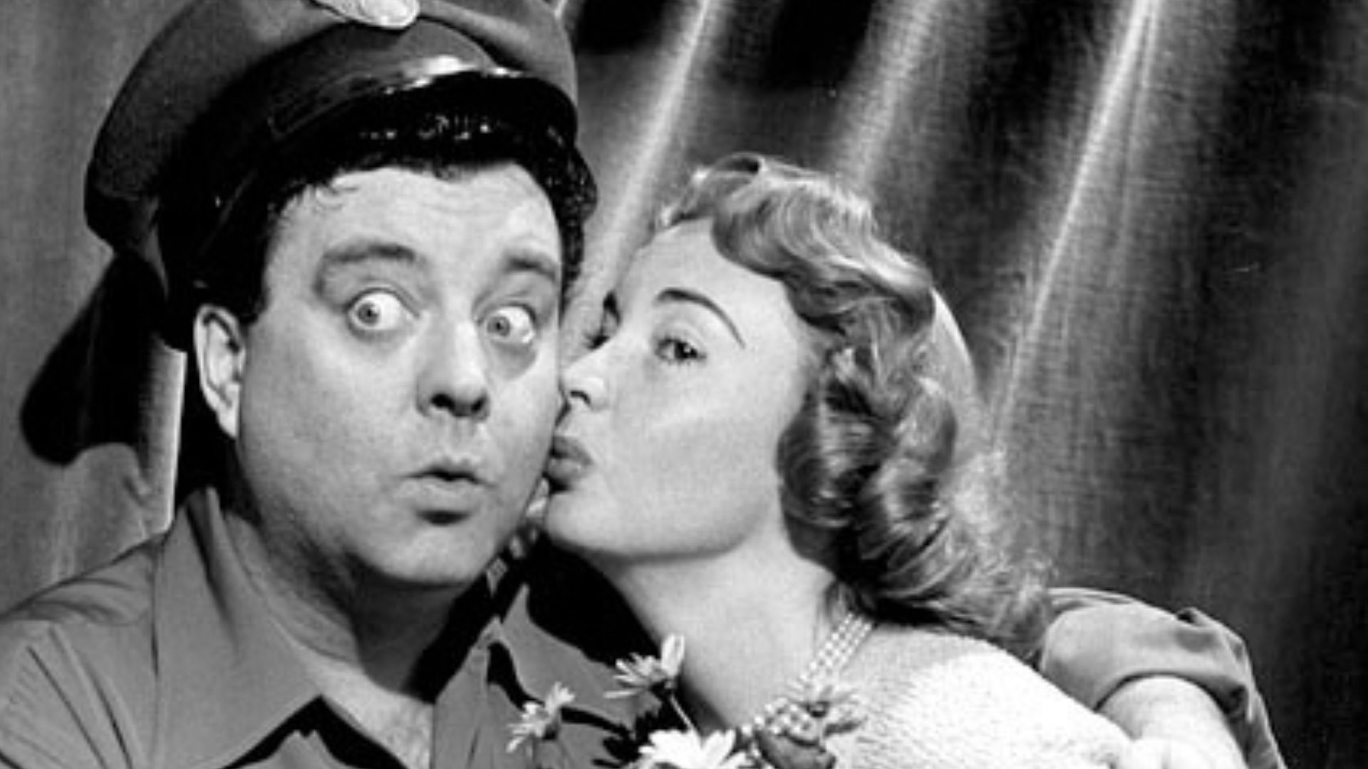 File:Gleason meadows honeymooners 1955.jpg