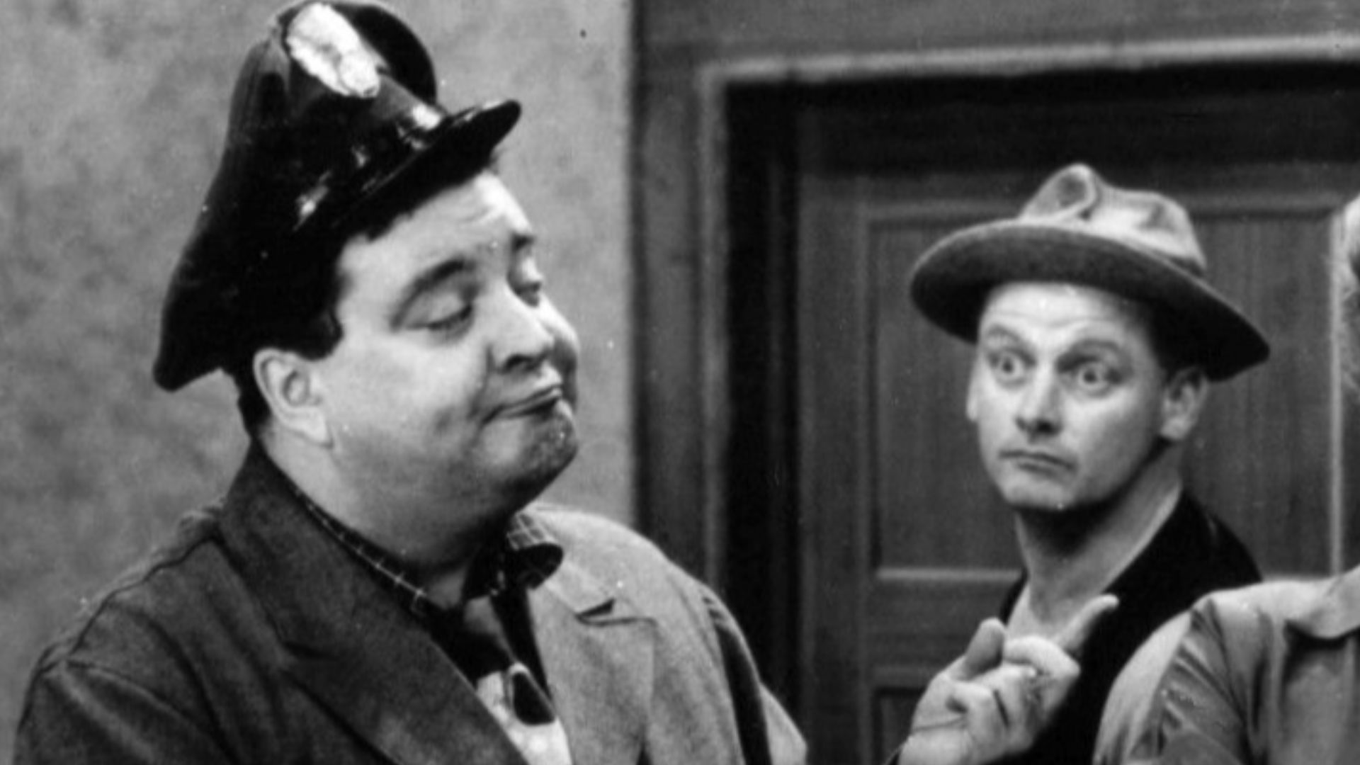 File:Honeymooners full cast 1963.JPG