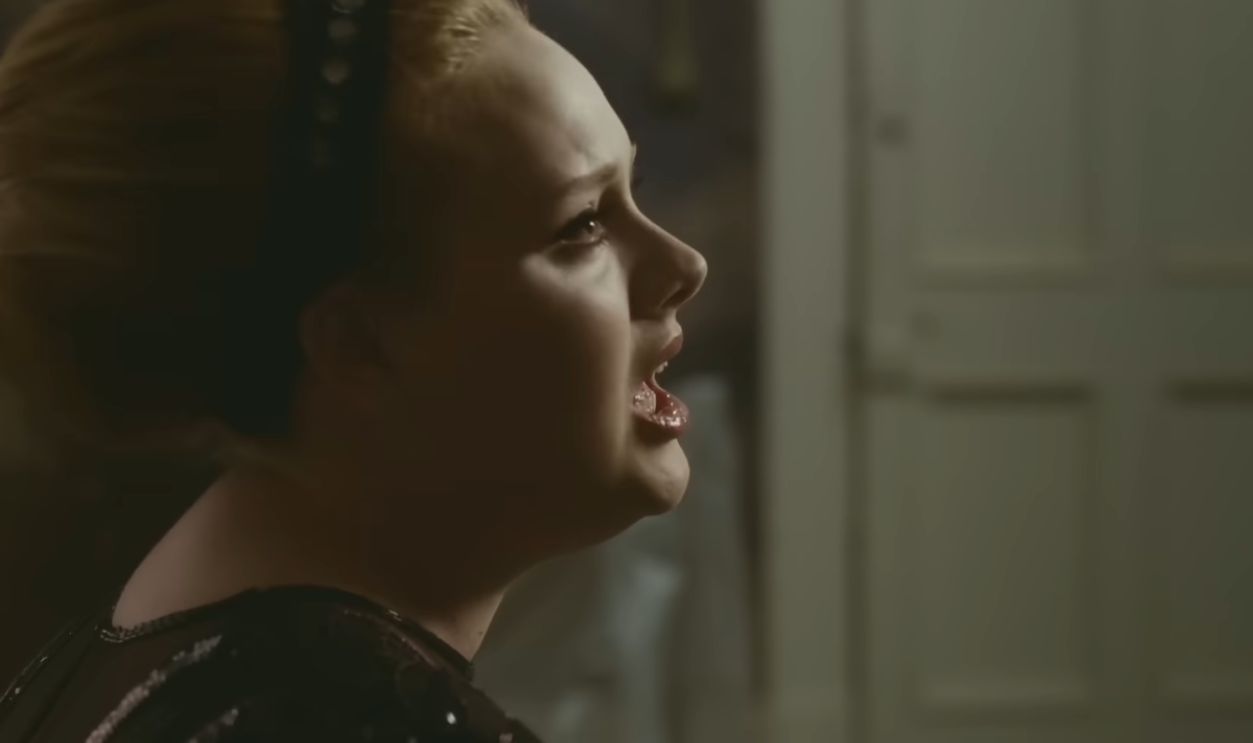 "Rolling in the Deep" (Adele)