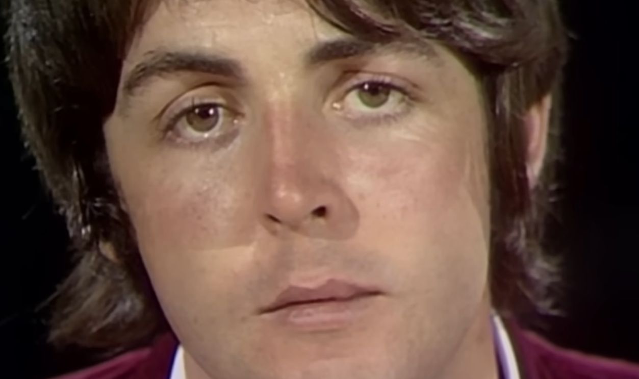 "Hey Jude" (The Beatles)