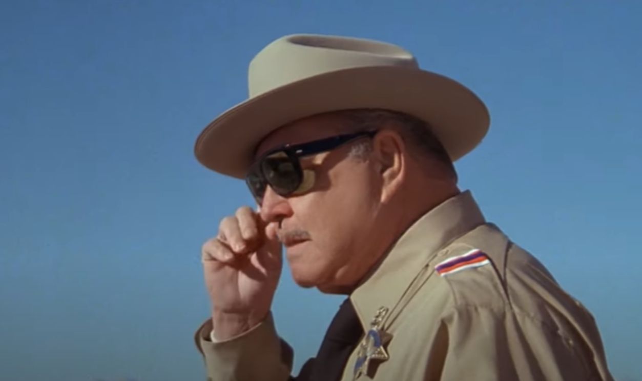 Screenshot from Smokey and the Bandit II (1980)