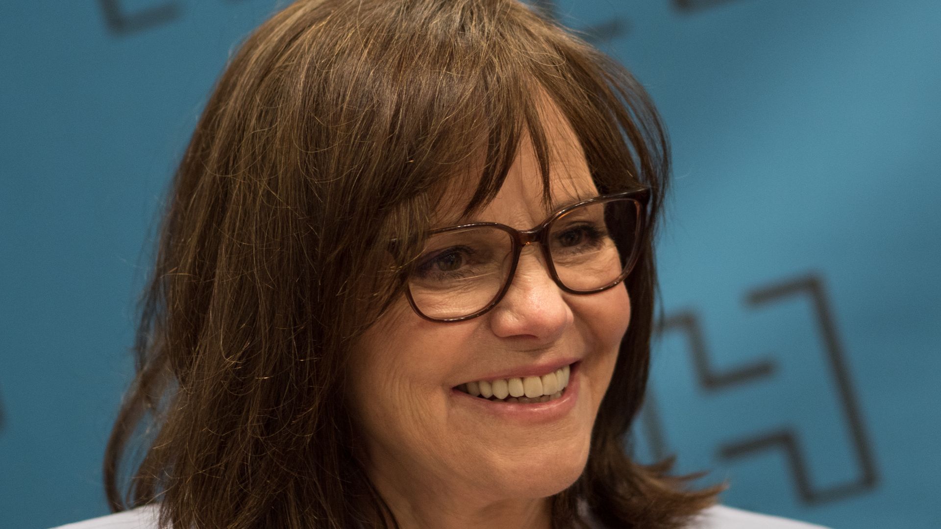 File:Sally Field (11205).jpg