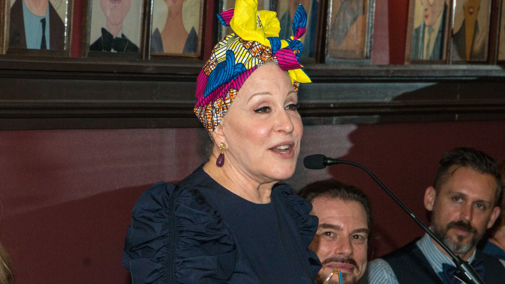 File:Bette Midler accepting her Outer Critics Circle Award for HELLO, DOLLY!.jpg