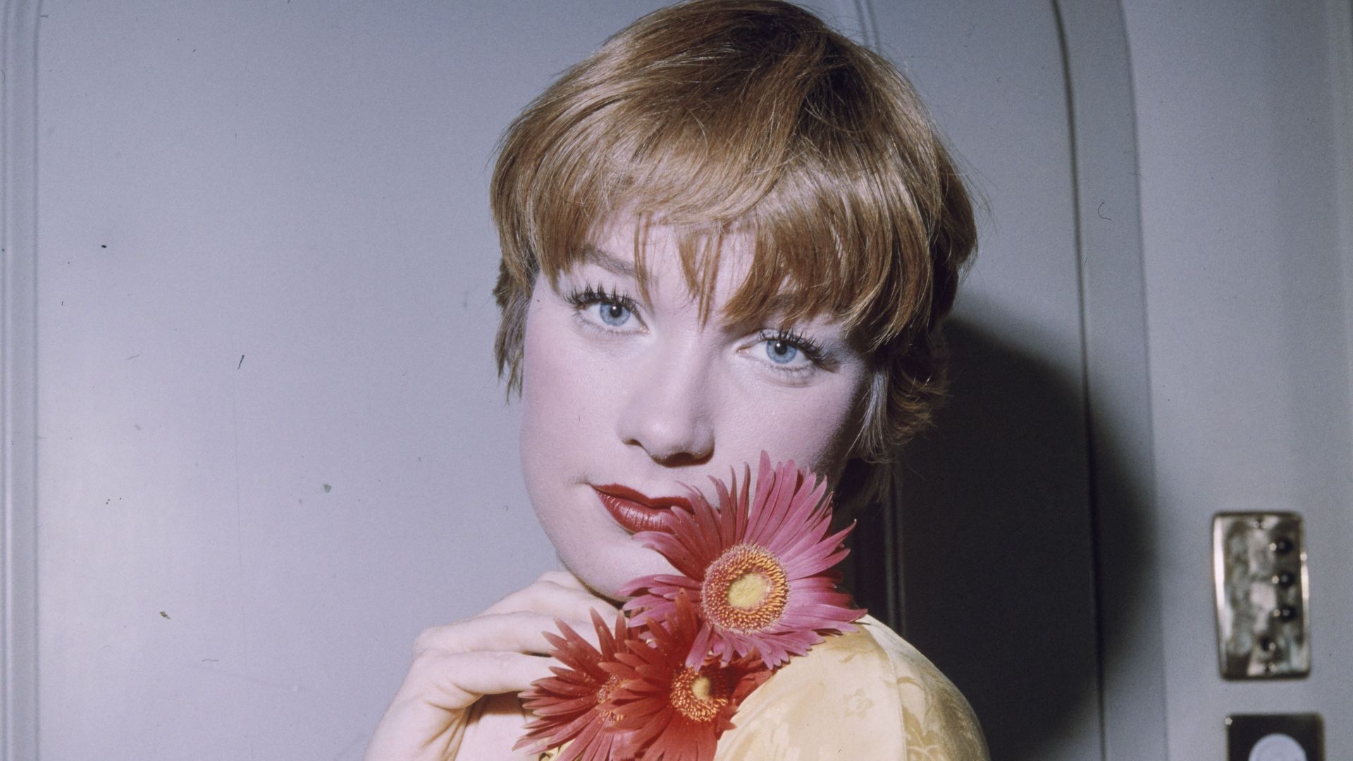 File:Shirley MacLaine 1960 ETH-BIB Com C09-126-001.jpg