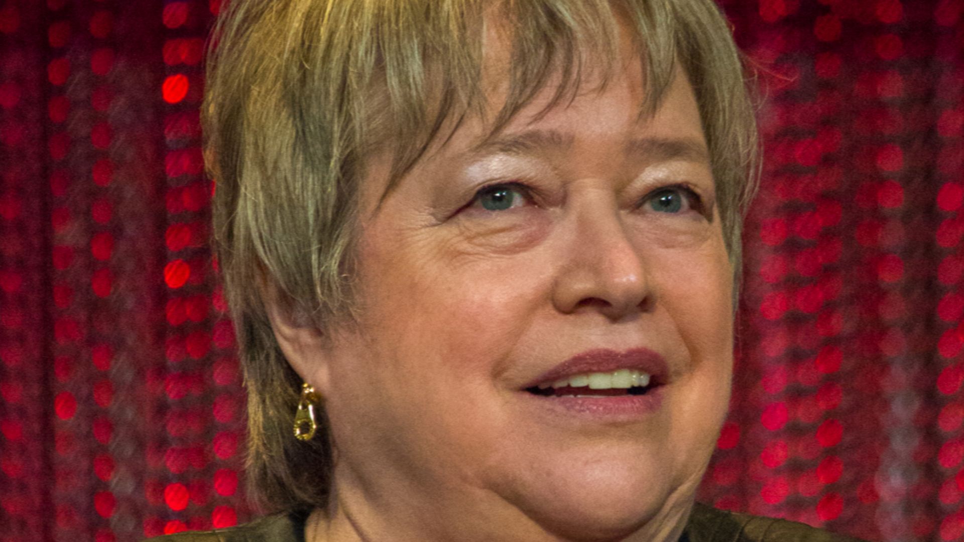 File:Kathy Bates at PaleyFest 2014 - 13491414615.jpg
