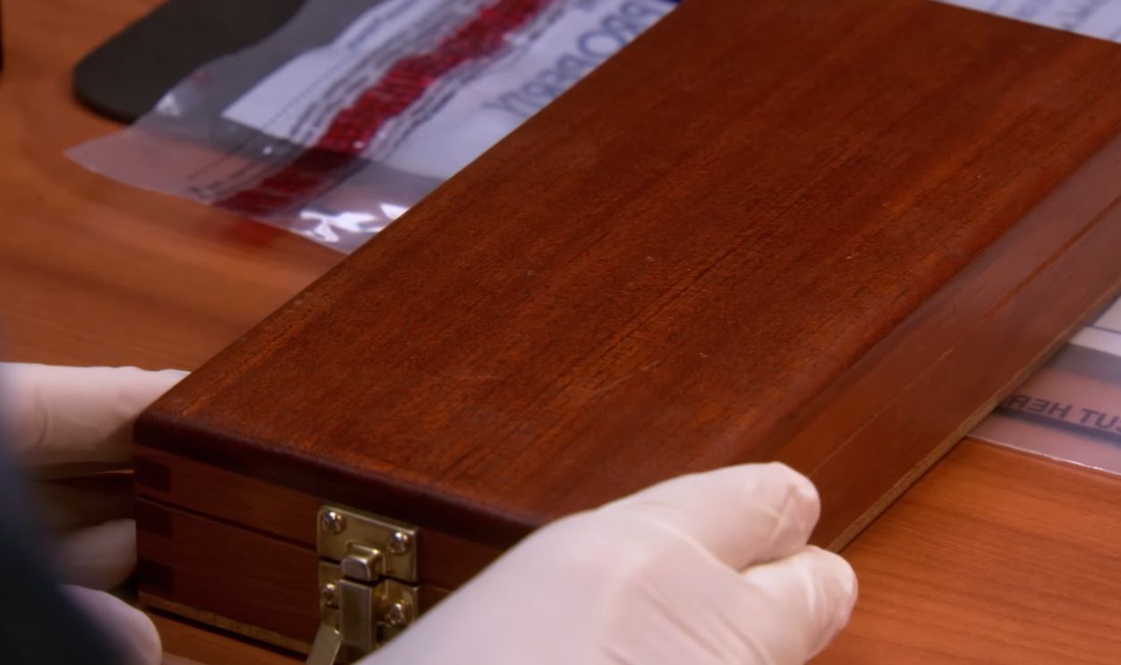 Screenshot from Dexter (2006–2013)