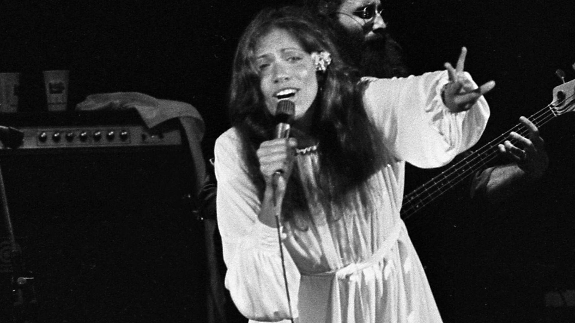 File:James Taylor and Carly Simon, 1975.jpg