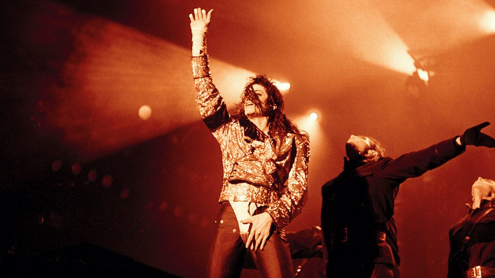 File:Michael Jackson Live in Bucharest 1992 Toni Salabasev.jpg