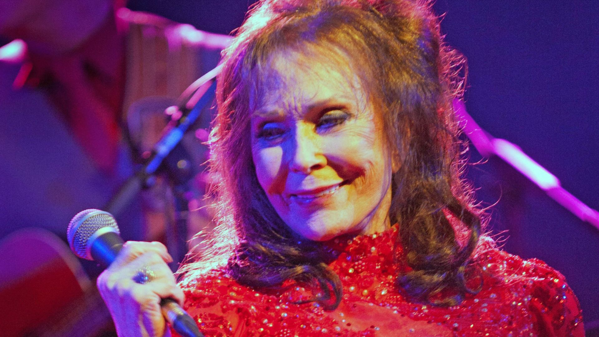 File:Loretta Lynn - 2016.jpg