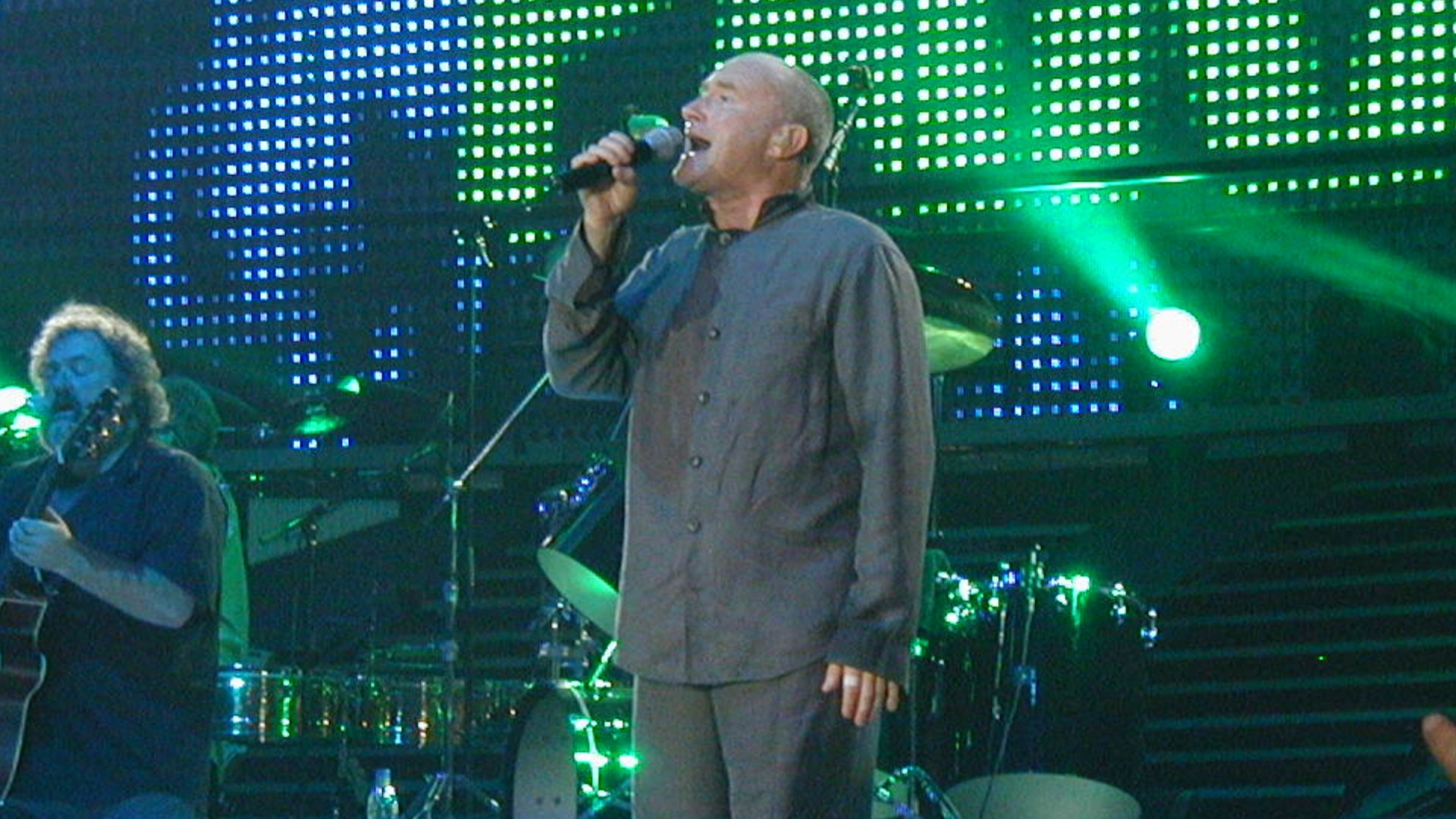 File:Phil Collins Barcelona.jpg