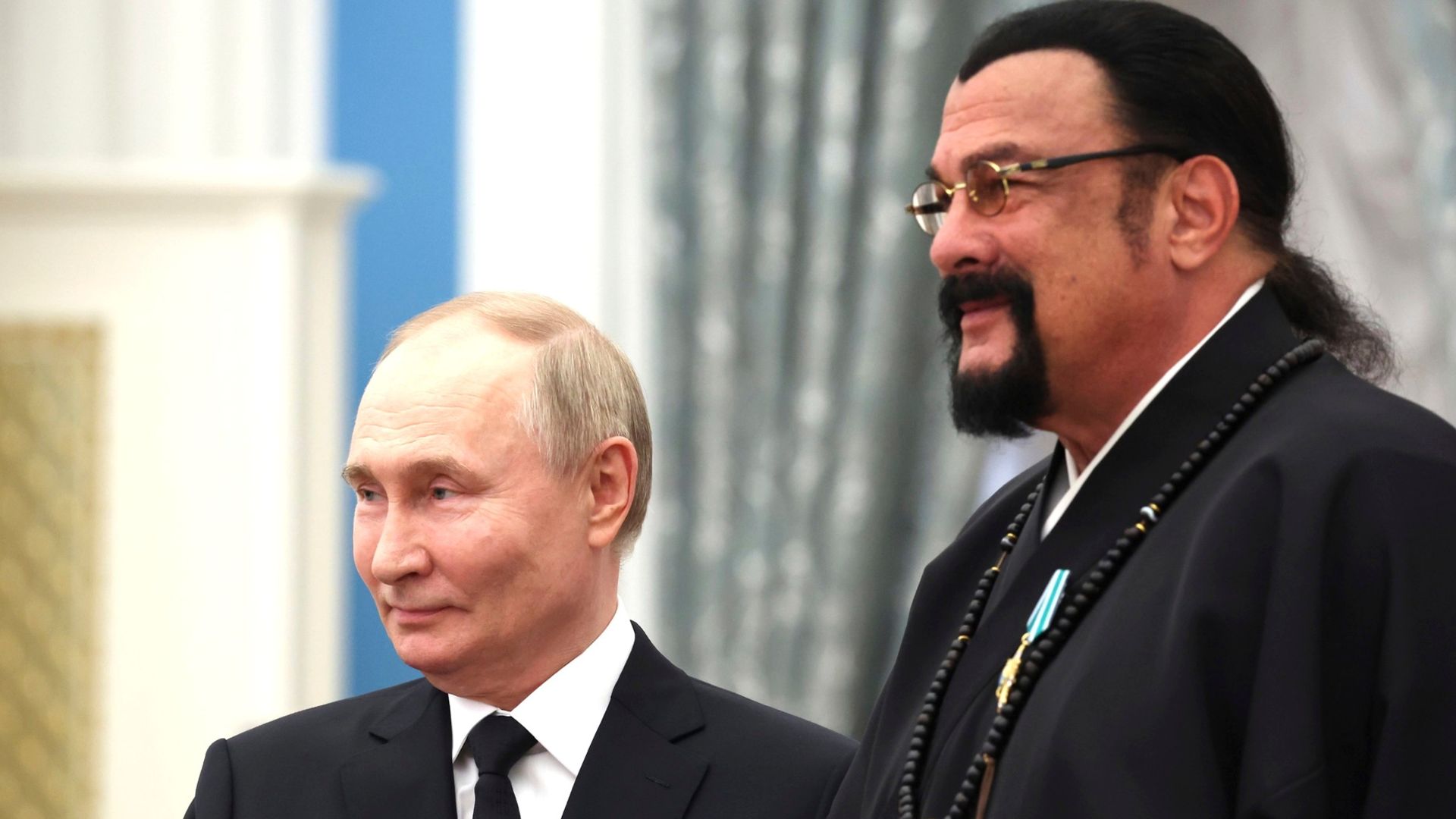 File:Vladimir Putin at award ceremonies (2024-05-30) 38.jpg