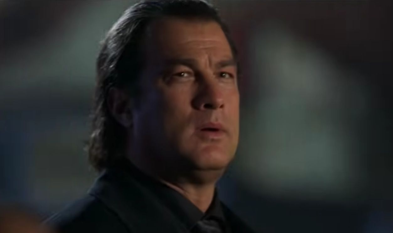 Screenshot from Half Past Dead (2002)