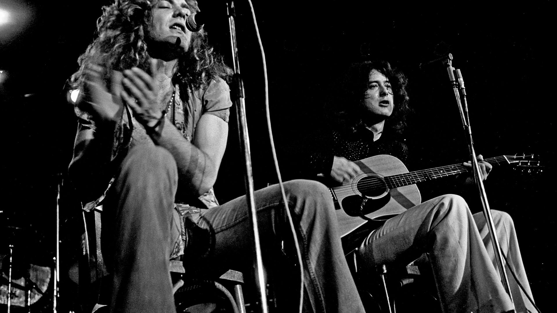 File:Led Zeppelin acoustic 1973.jpg