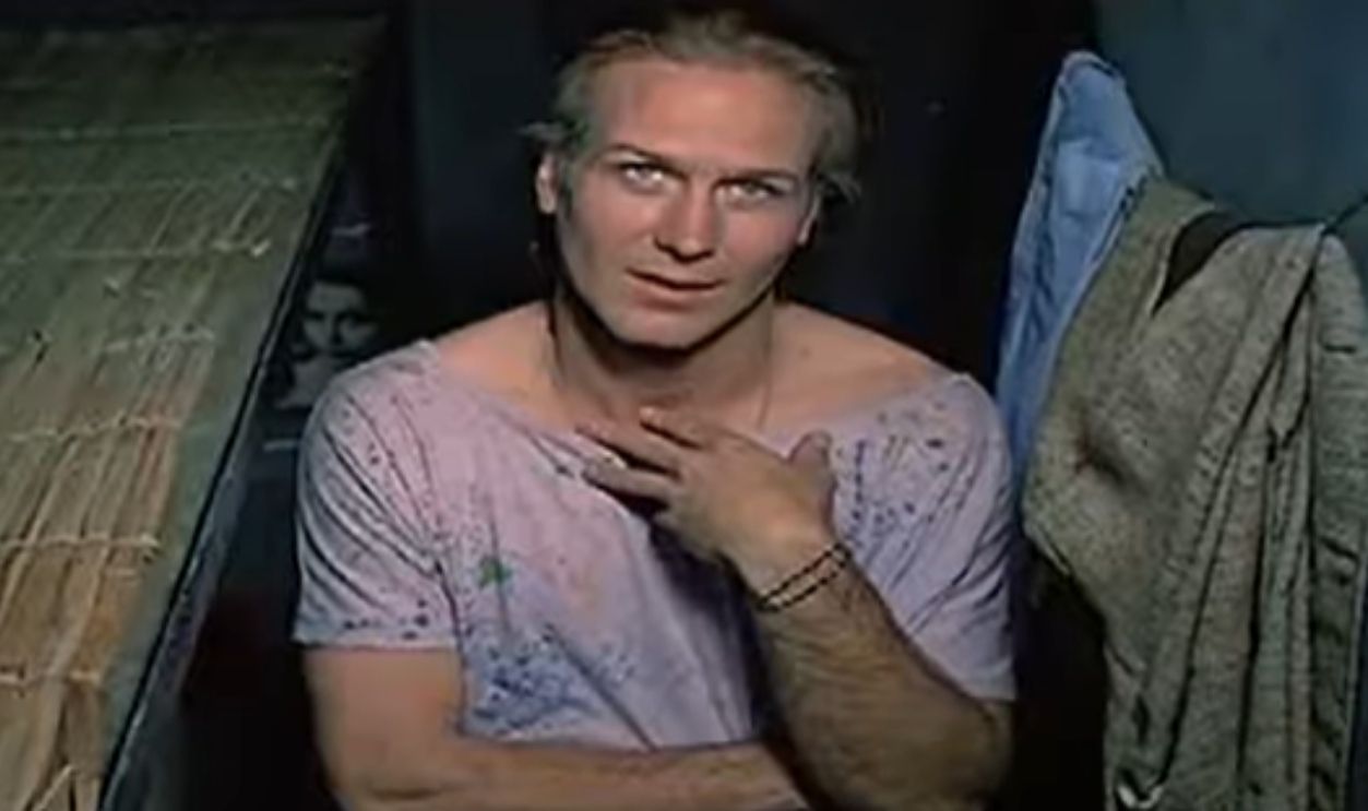 Screenshot from Kiss of the Spider Woman (1985)