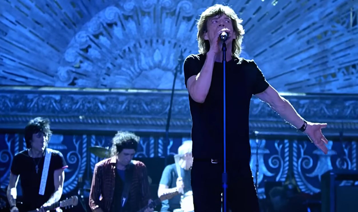 Screenshot from Paint It Black (1966)