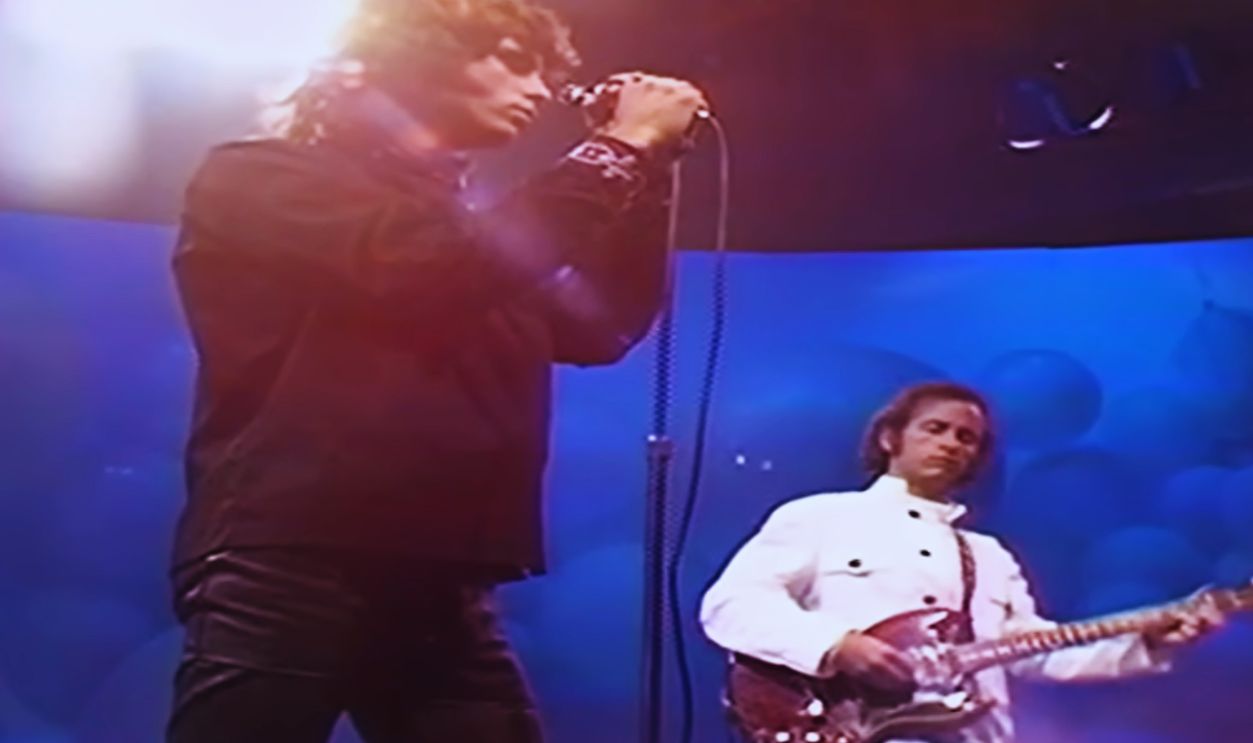 Screenshot from Riders on the Storm (1971)