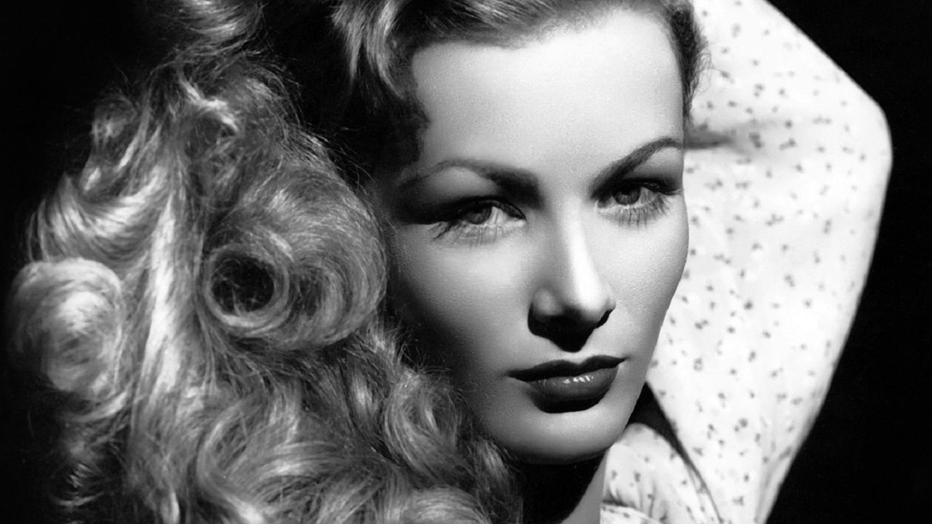 File:Veronica Lake still 2.jpg