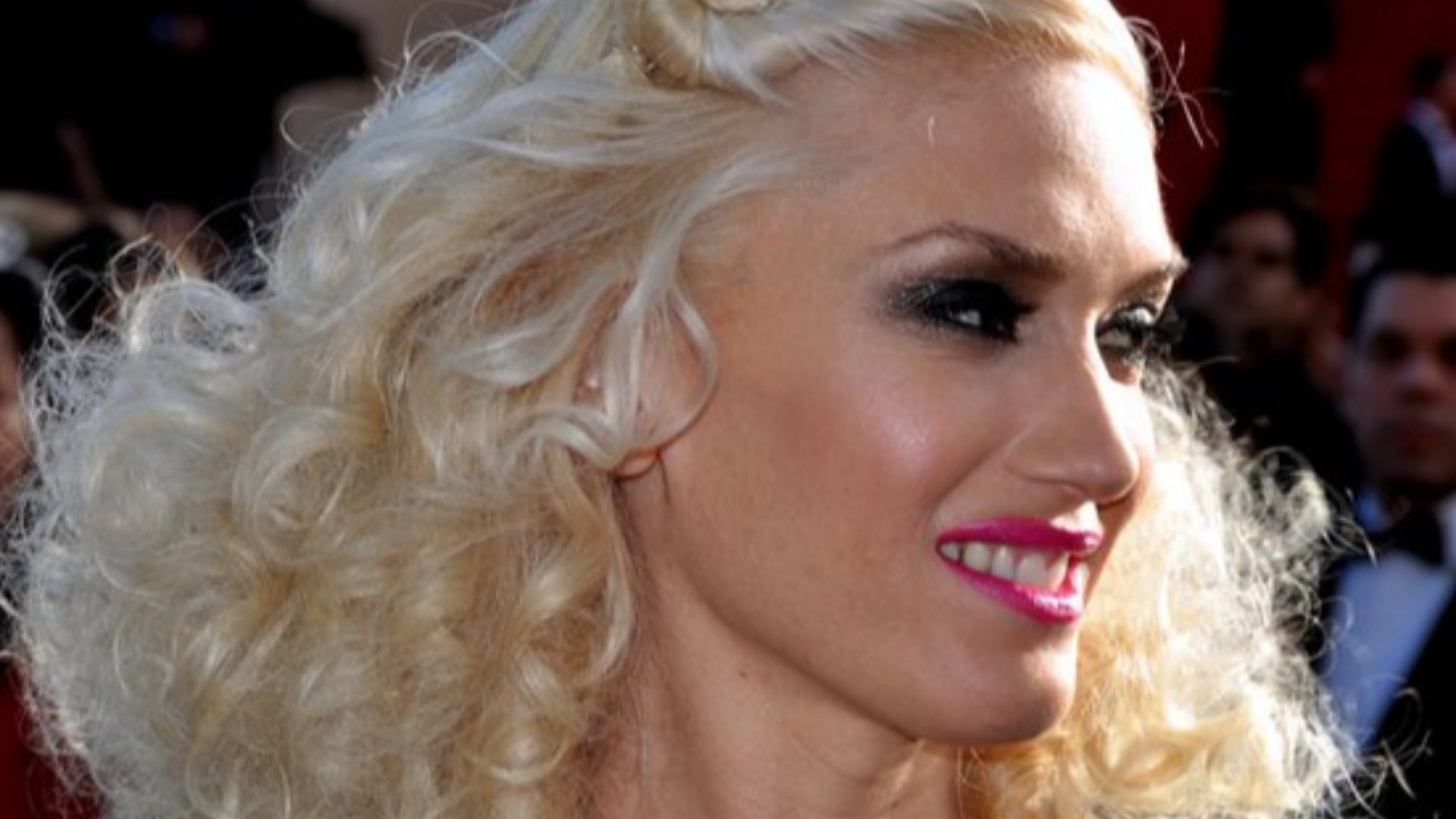 File:Gwen Stefani Cannes 2011 (cropped).jpg