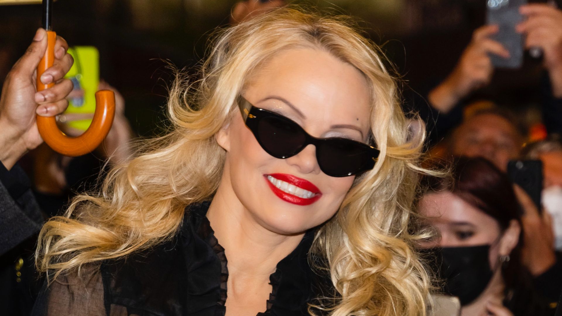 File:Pamela Anderson on Broadway.jpg