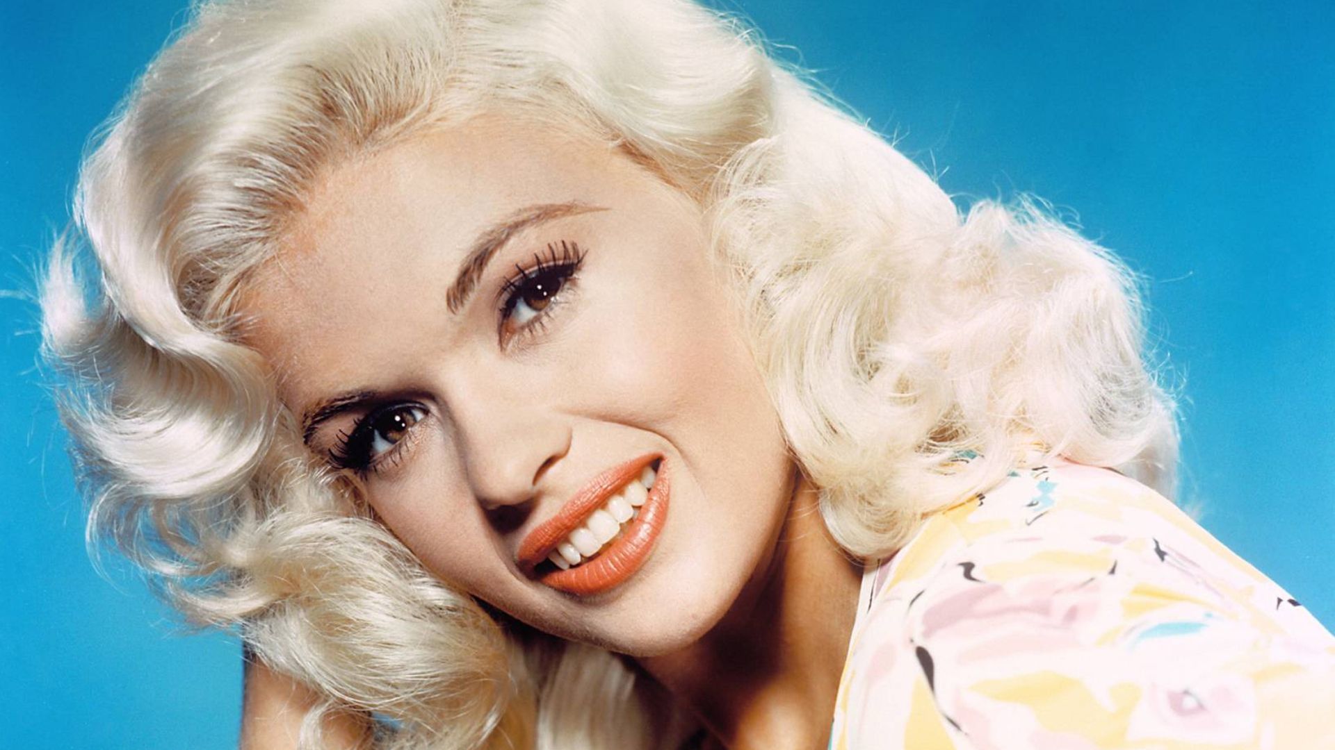 File:Jayne Mansfield (Kiss Them For Me) - Color.jpg