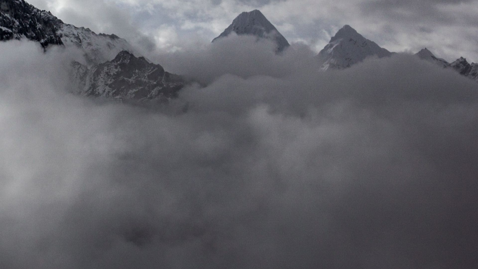 File:Snowy mountains (Unsplash).jpg