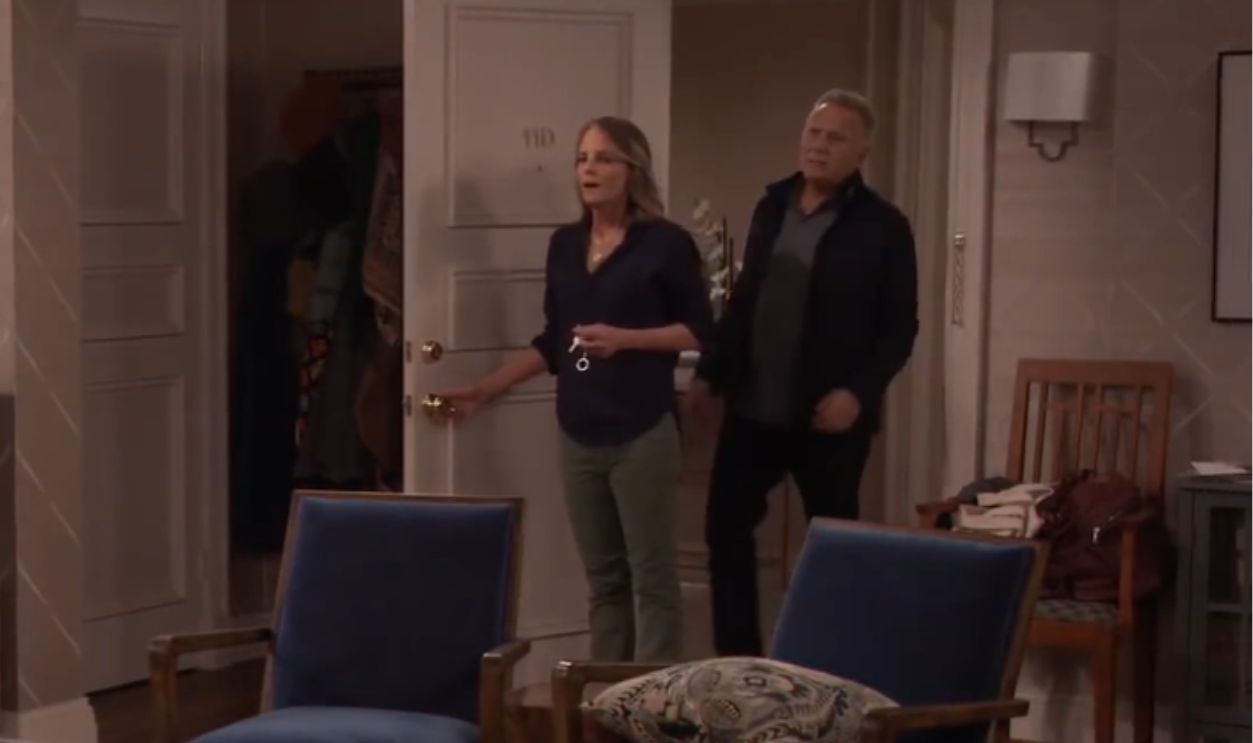 Screenshot from Mad About You (2019) 