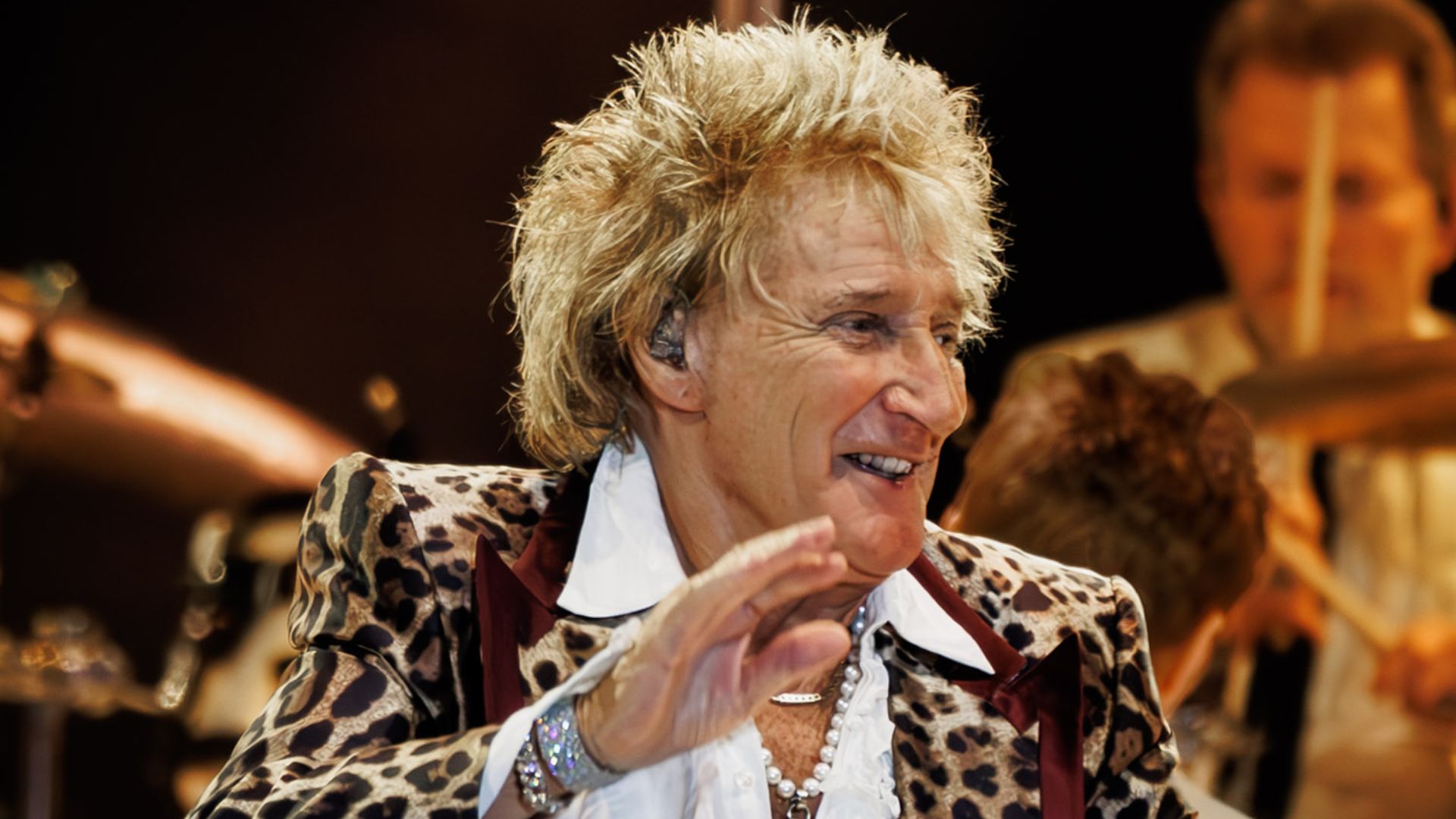 File:Rod Stewart at Coca-Cola Amphitheater, Birmingham, Alabama 2025.jpg
