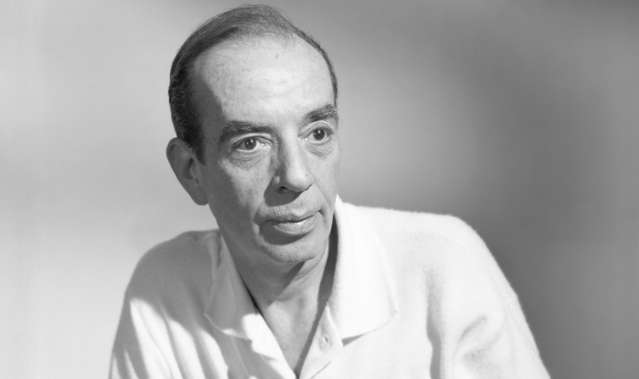 Vincente Minnelli Film director Vincente Minnelli studio portrait 1961. 
