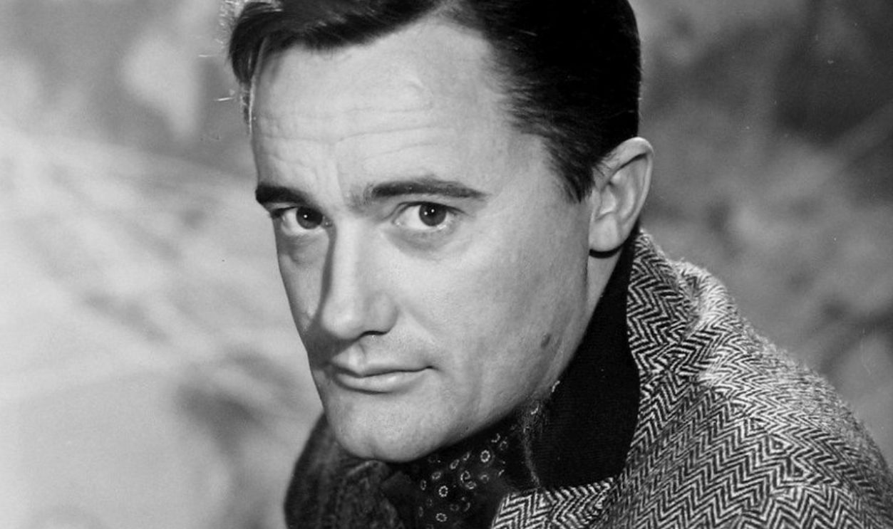 Tv Catchphrase - Intro