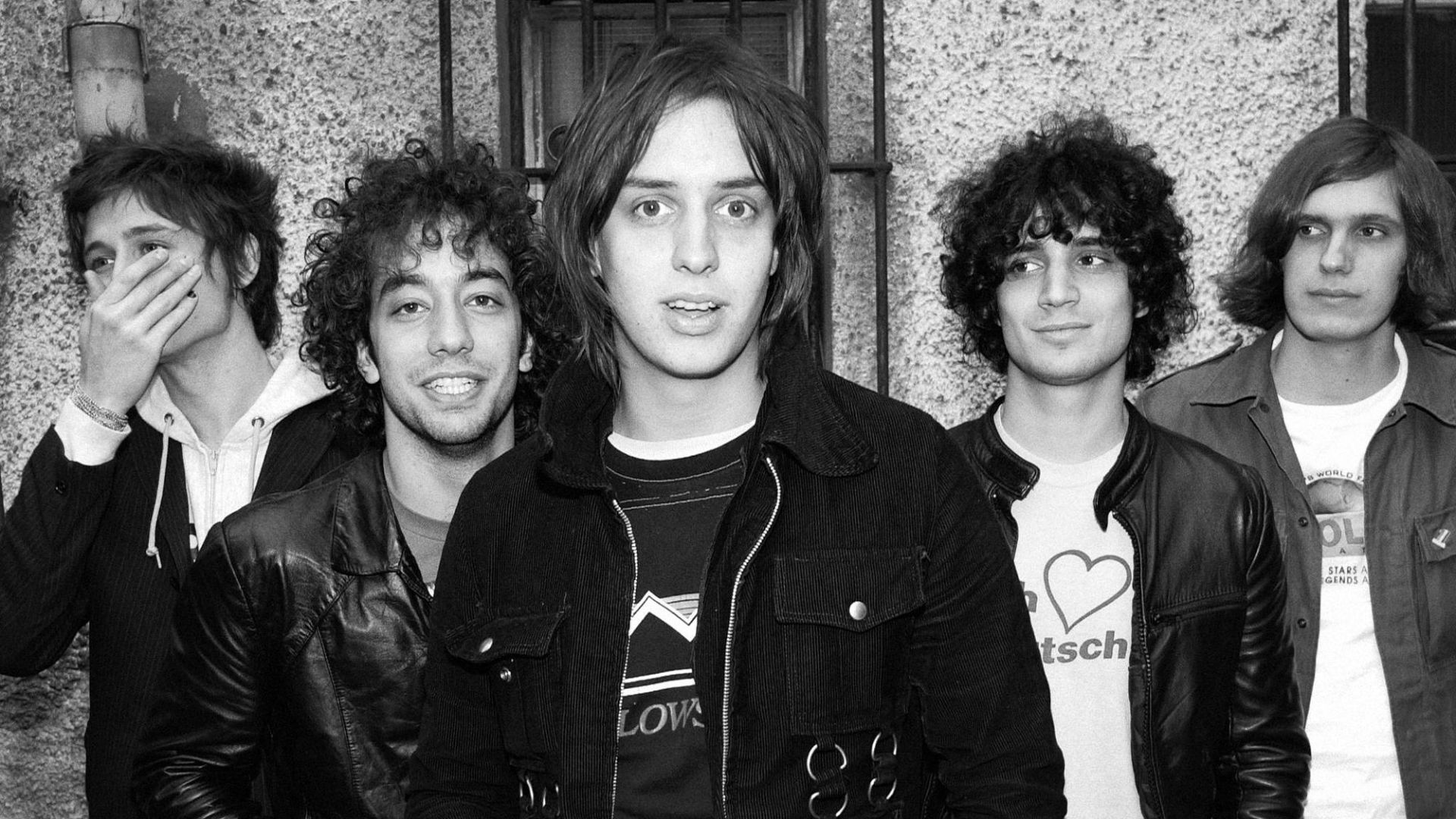 File:The Strokes by Roger Woolman.jpg